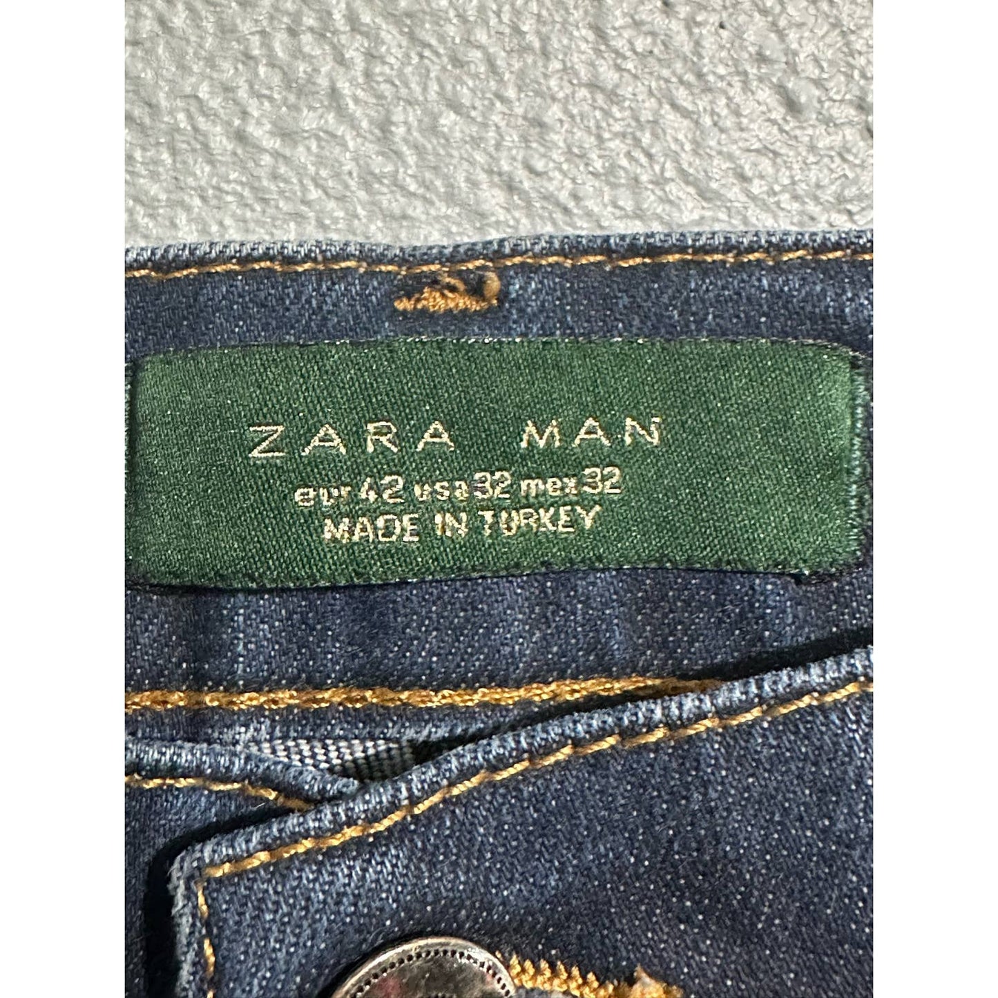 Zara Men’s Slim Fit Jeans Size 32 / Large