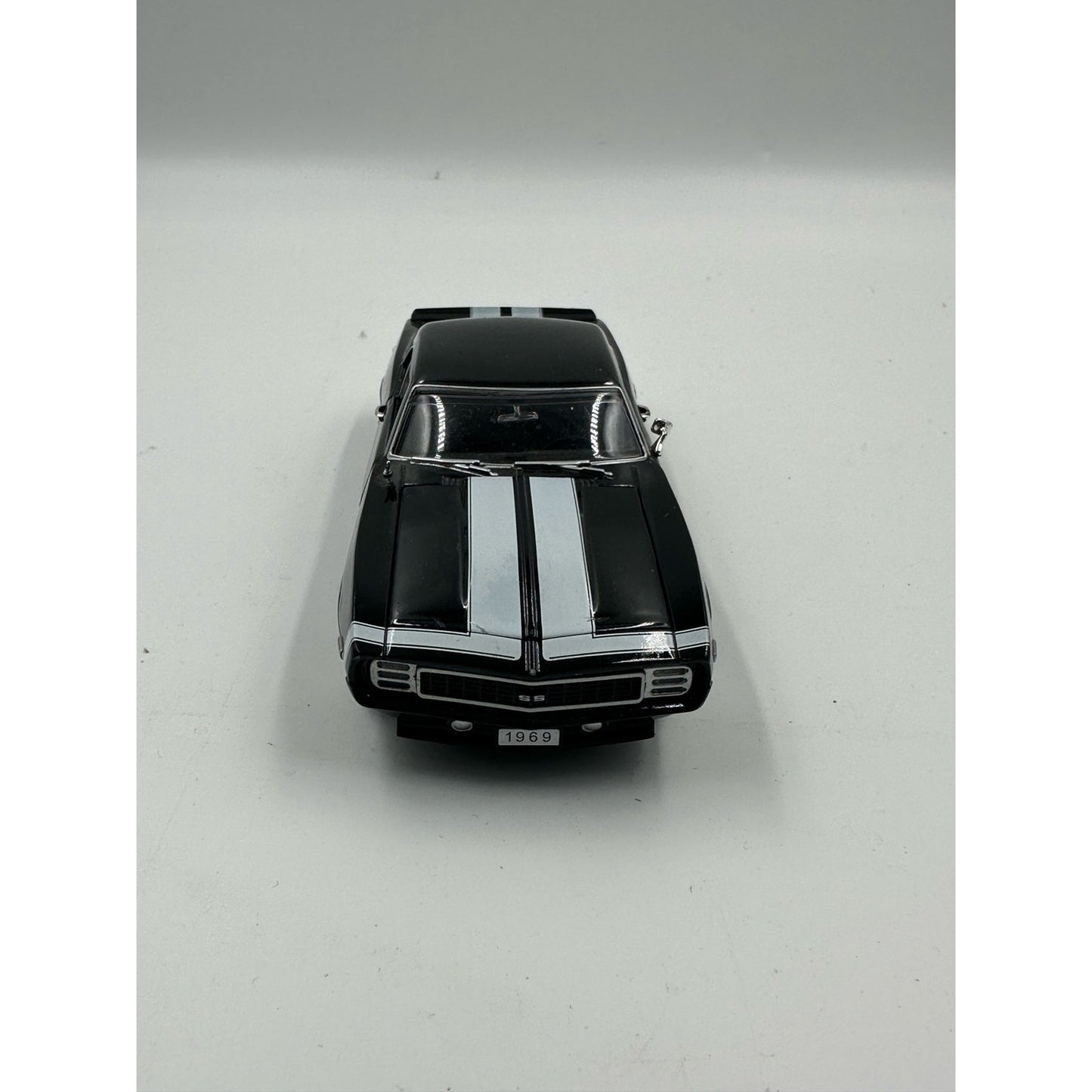 1969 CHEVY CAMERO 1/32 SCALE DIECAST, FROM NATIONAL MOTOR MUSEUM MINT