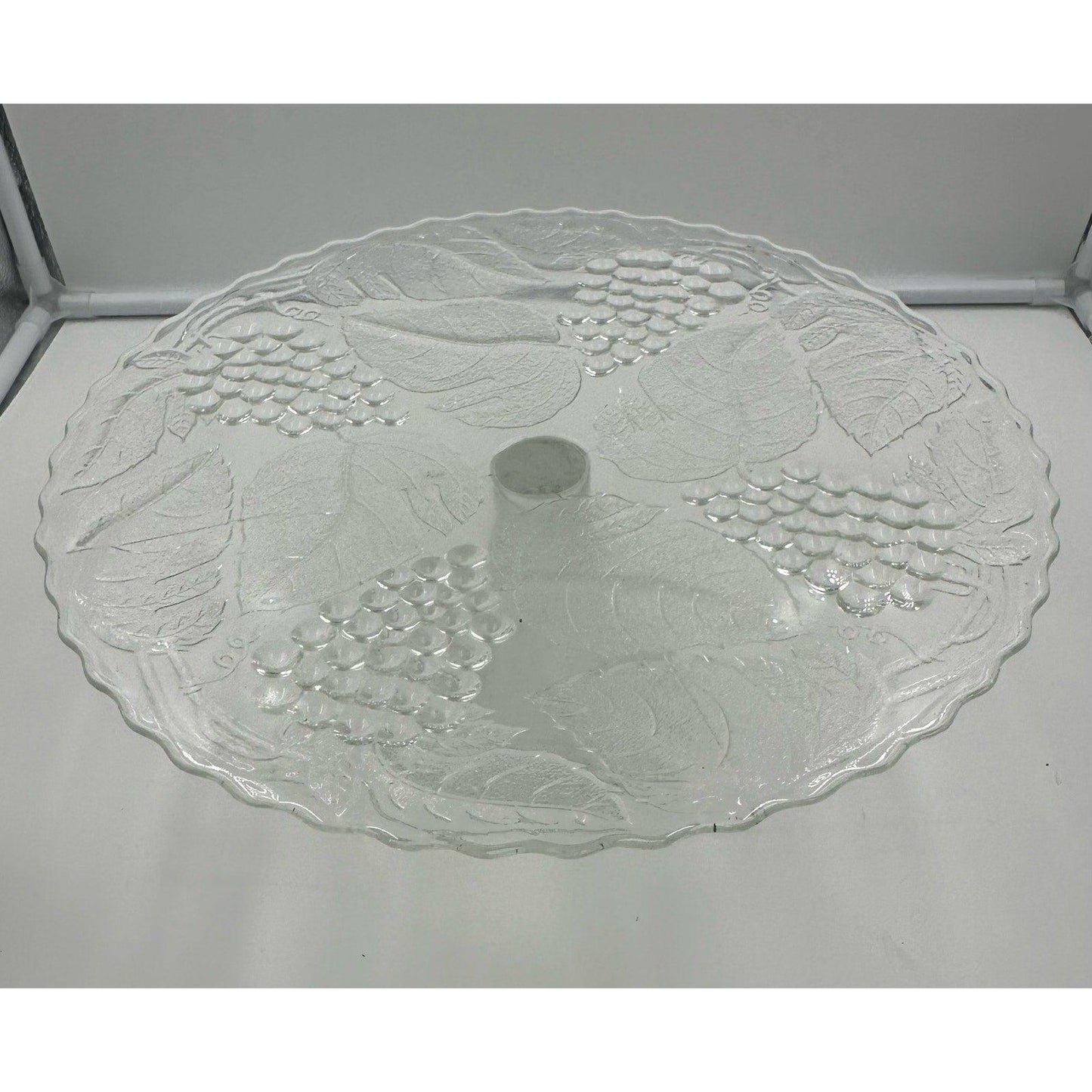 Vintage L.E. Smith Clear Glass Grape Pedestal Cake Plate/Stand Grapes & Leaves