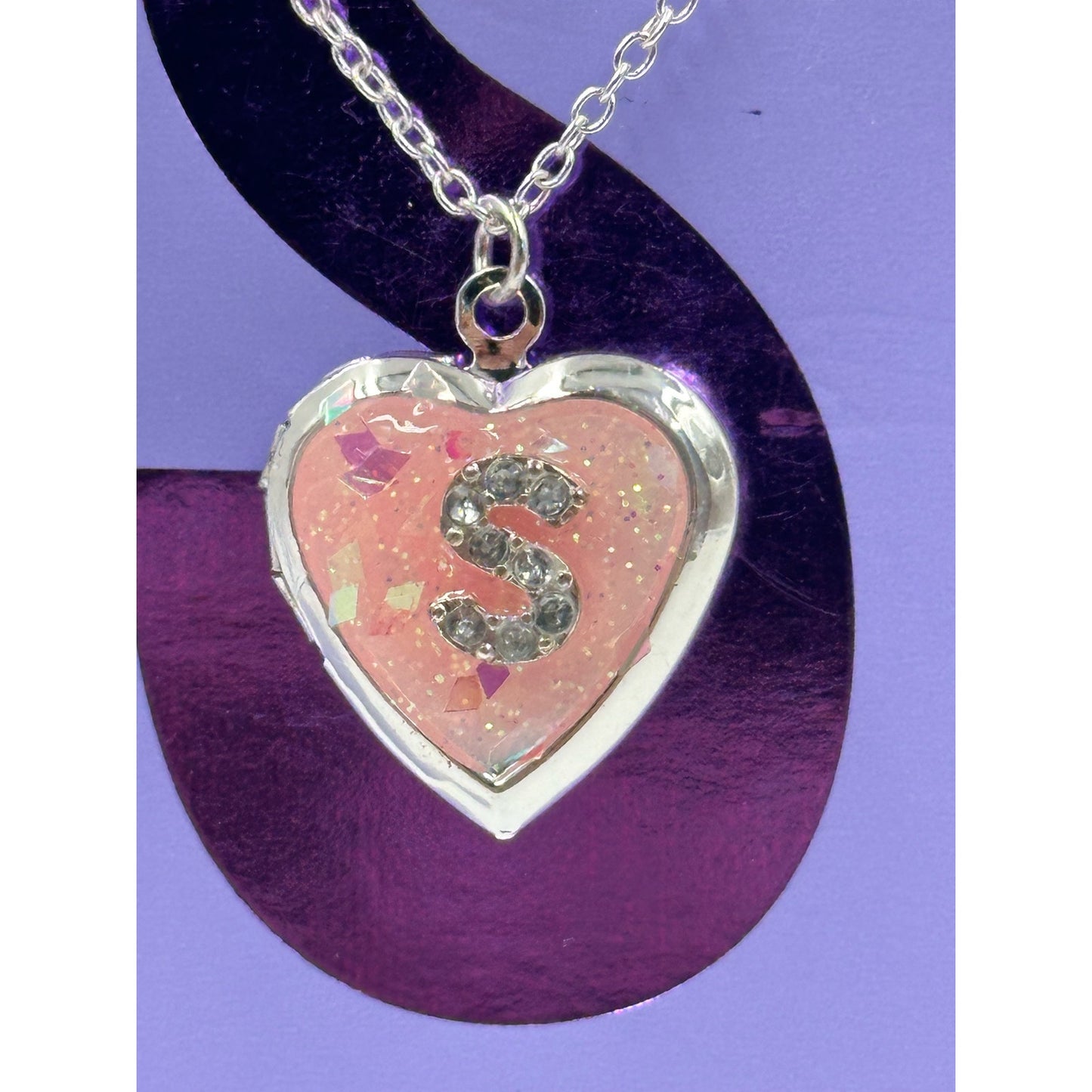 Claire,s accessories stunning necklace with locket ... letter S