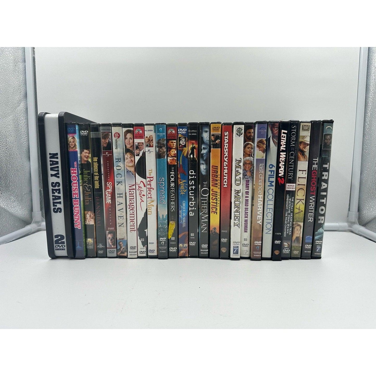 Lot of 25 DVD GOOD CONDITION