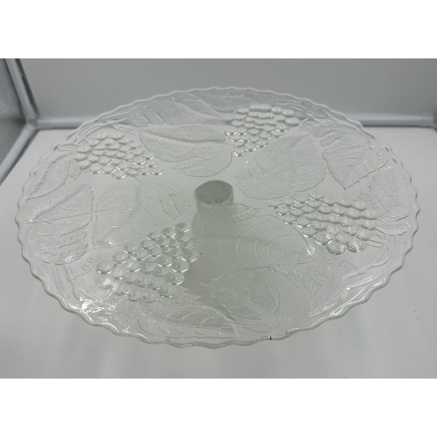 Vintage L.E. Smith Clear Glass Grape Pedestal Cake Plate/Stand Grapes & Leaves