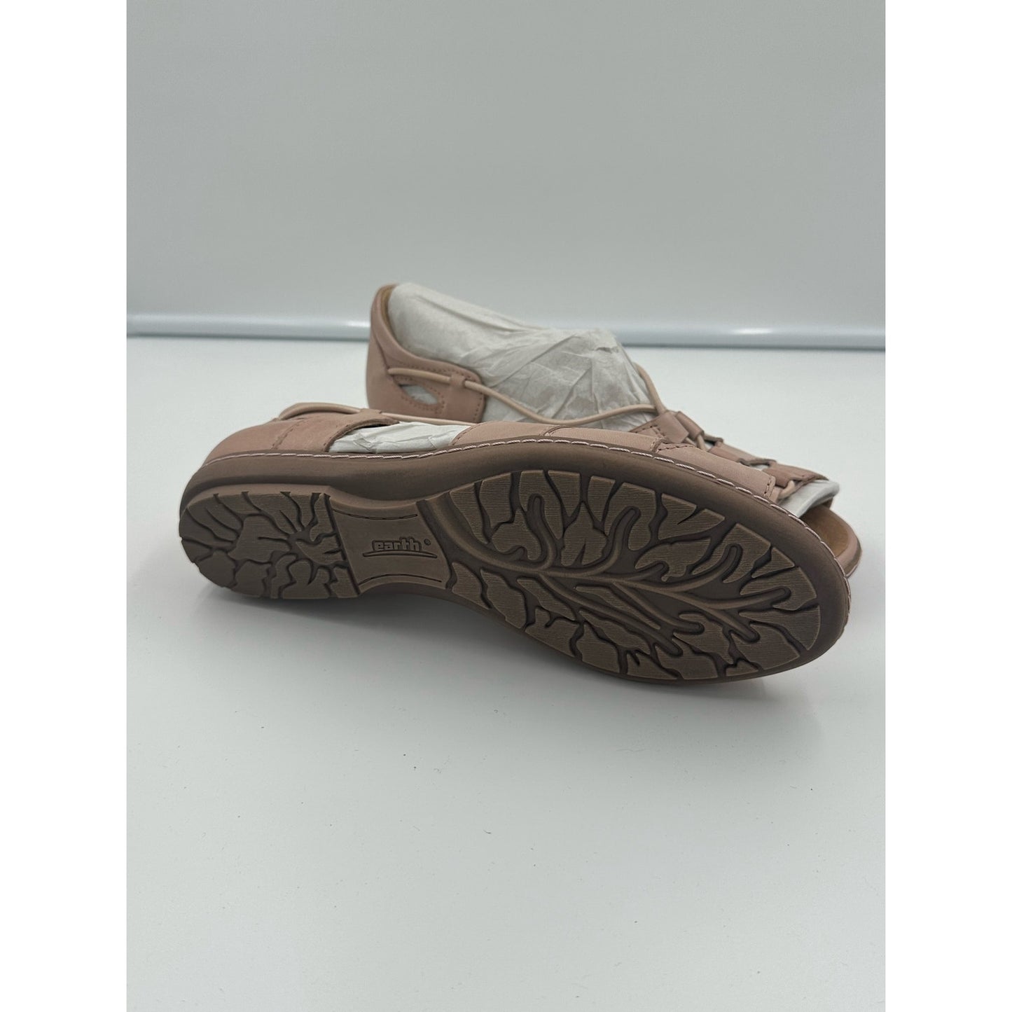 NEW Earth Aloha Sandal Blush Bungee Slip On Leather Rubber Sole Women’s size 8