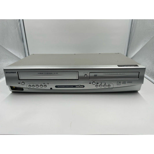 Sylvania VHS / DVD Player model DVC841G