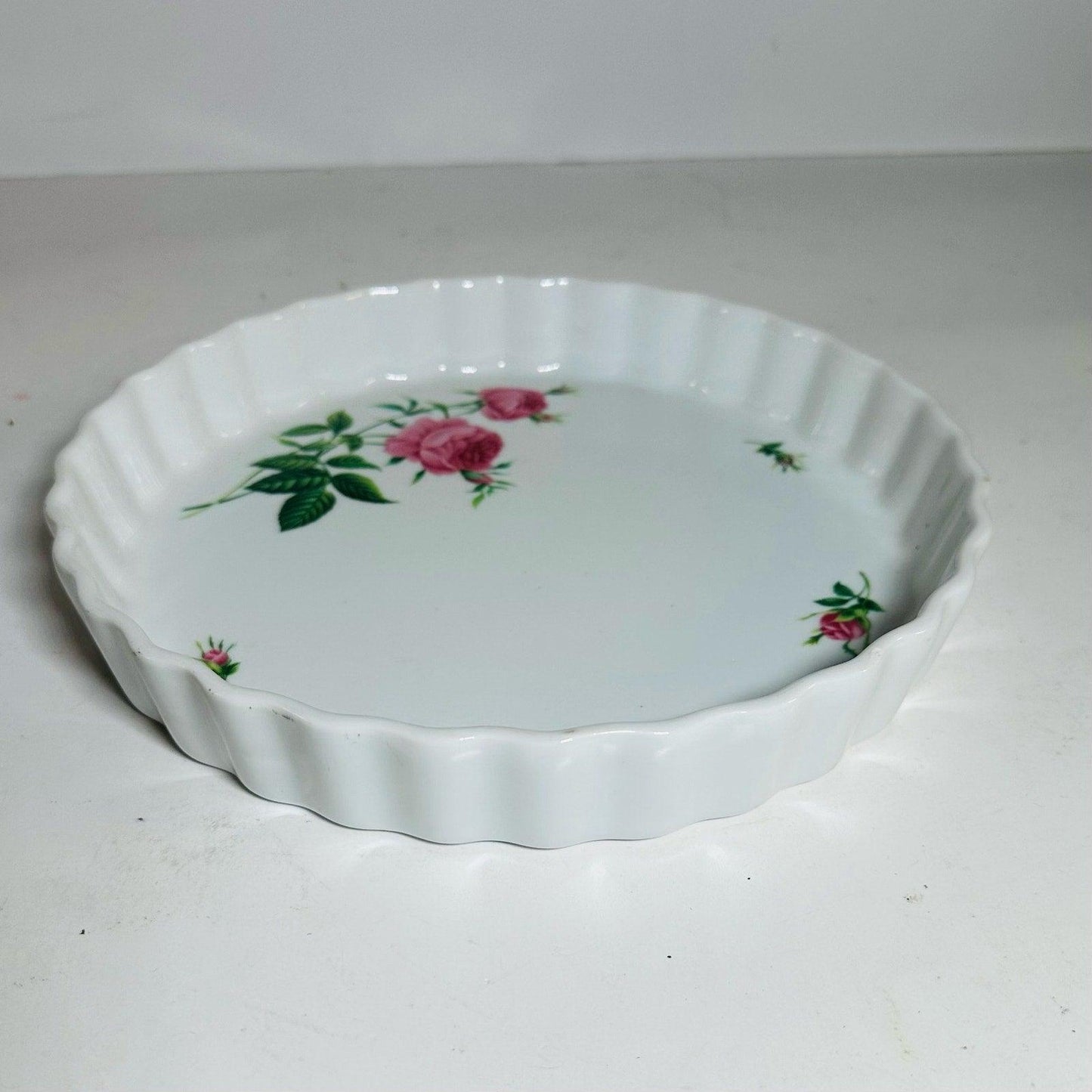 Christineholm Porcelain Rose Pattern Quiche Dish