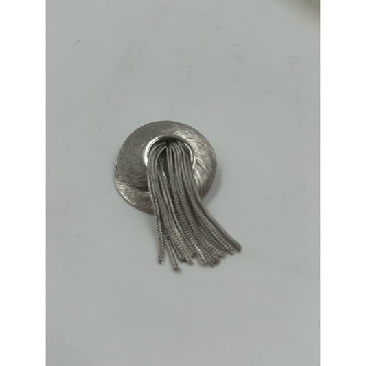 Vntage women’s Silver Color Brooch