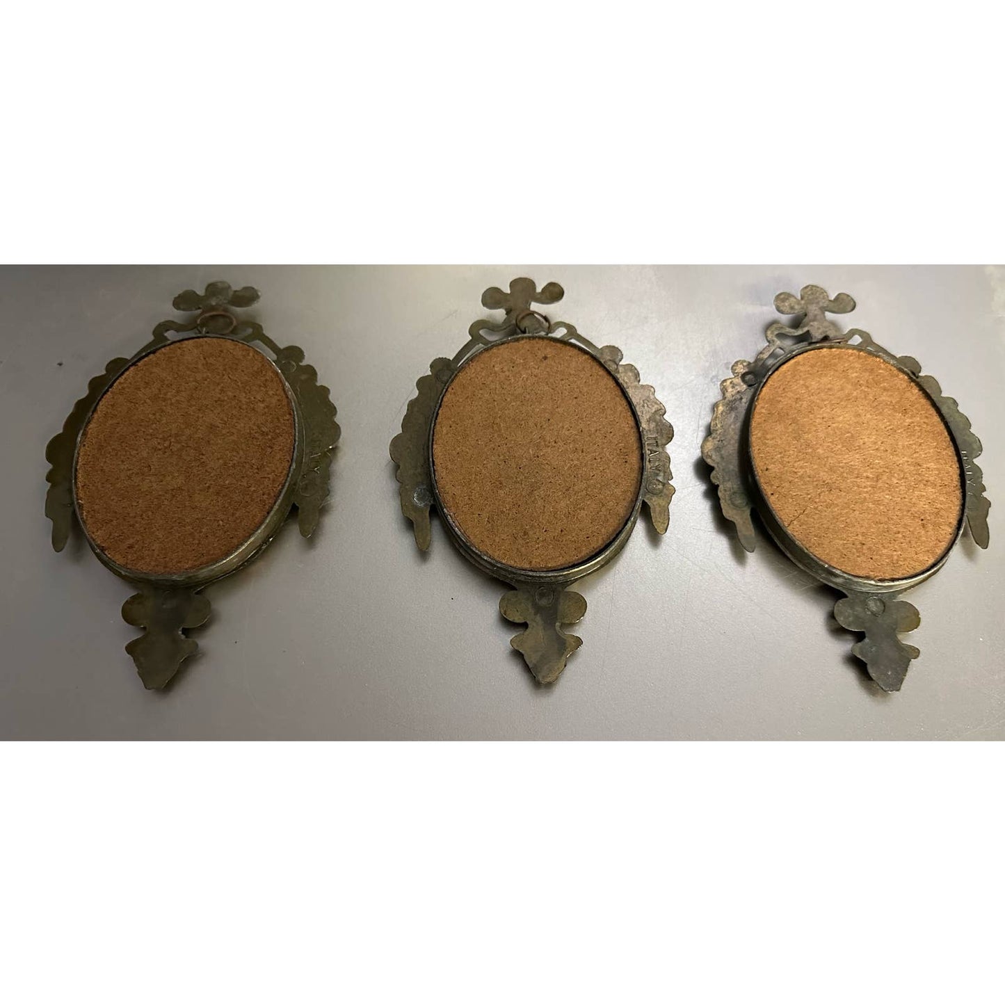 Vtg Victorian Brass Metal Oval Ornate Flower Floral Picture Mirror Frames Italy