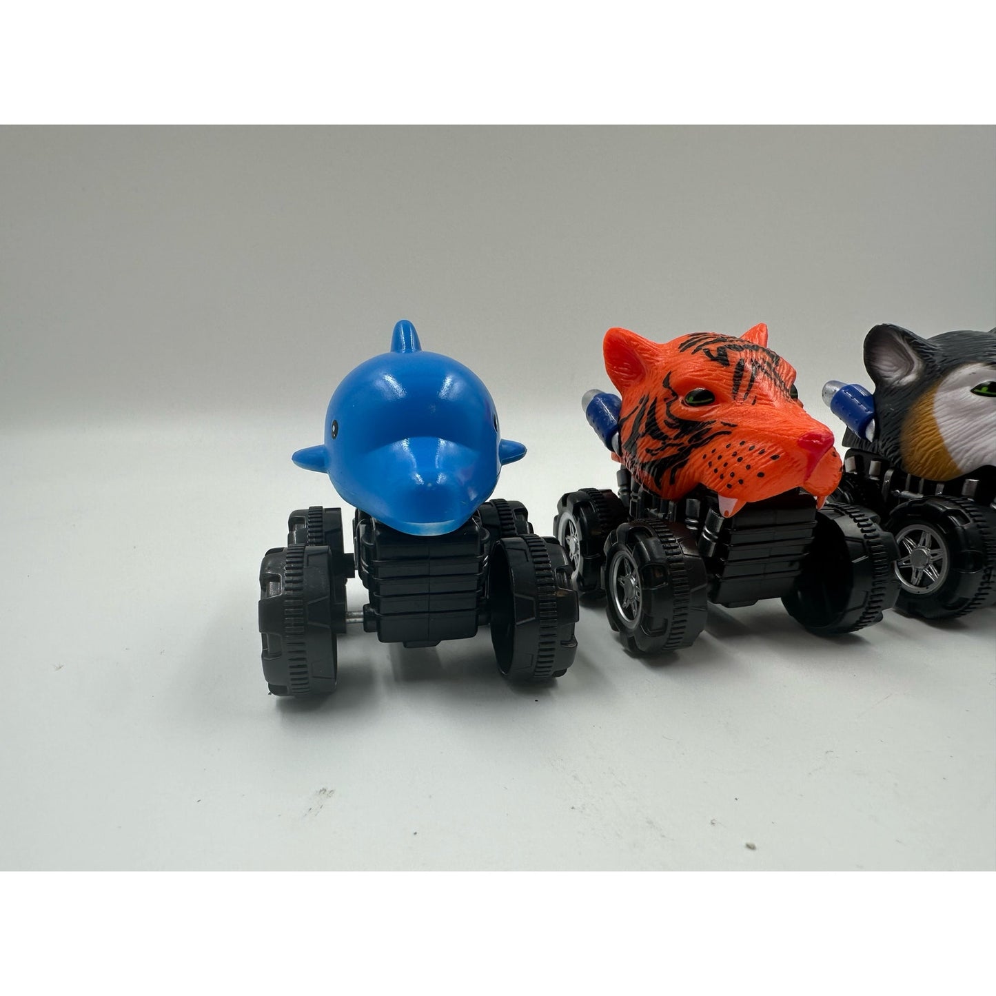 A Set of 11 Mini Pull Back & Go Vehicles Animal Cars Toys for Kids Toddlers