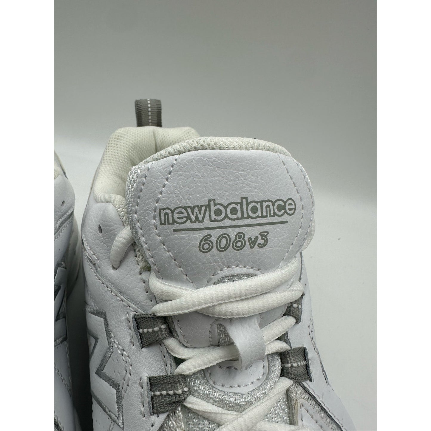 SIZE 9.5 D WIDE New Balance  608v3 WOMENS  White Shoes