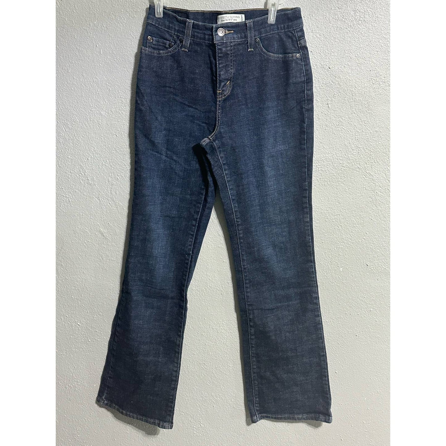 Women’s Levi’s 512 Straight Leg Size 6M Boot Cut