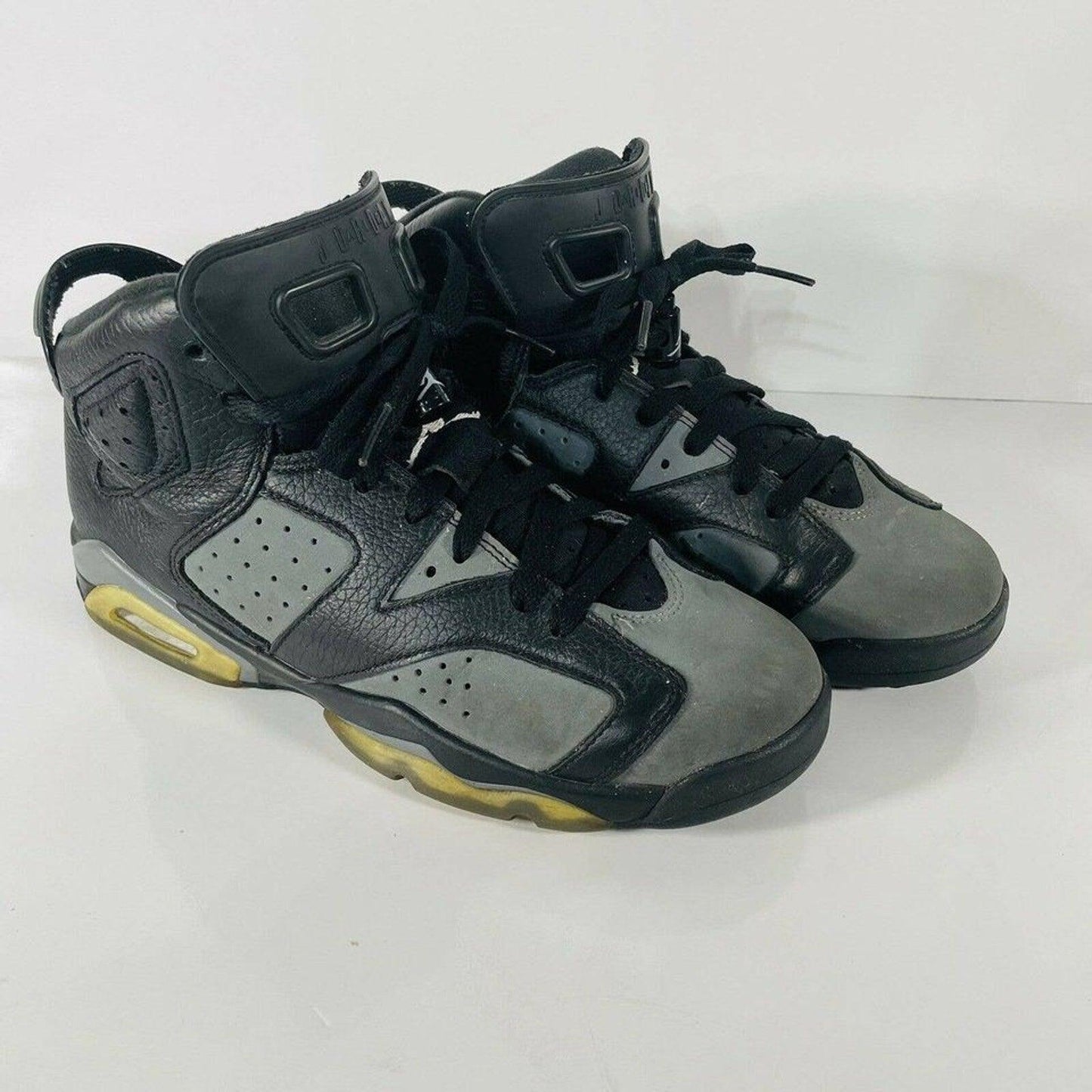 Nike Air Jordan 6 VI Retro BG Size 7Y 7 Sneakers 384665-010 Shoes Black Grey