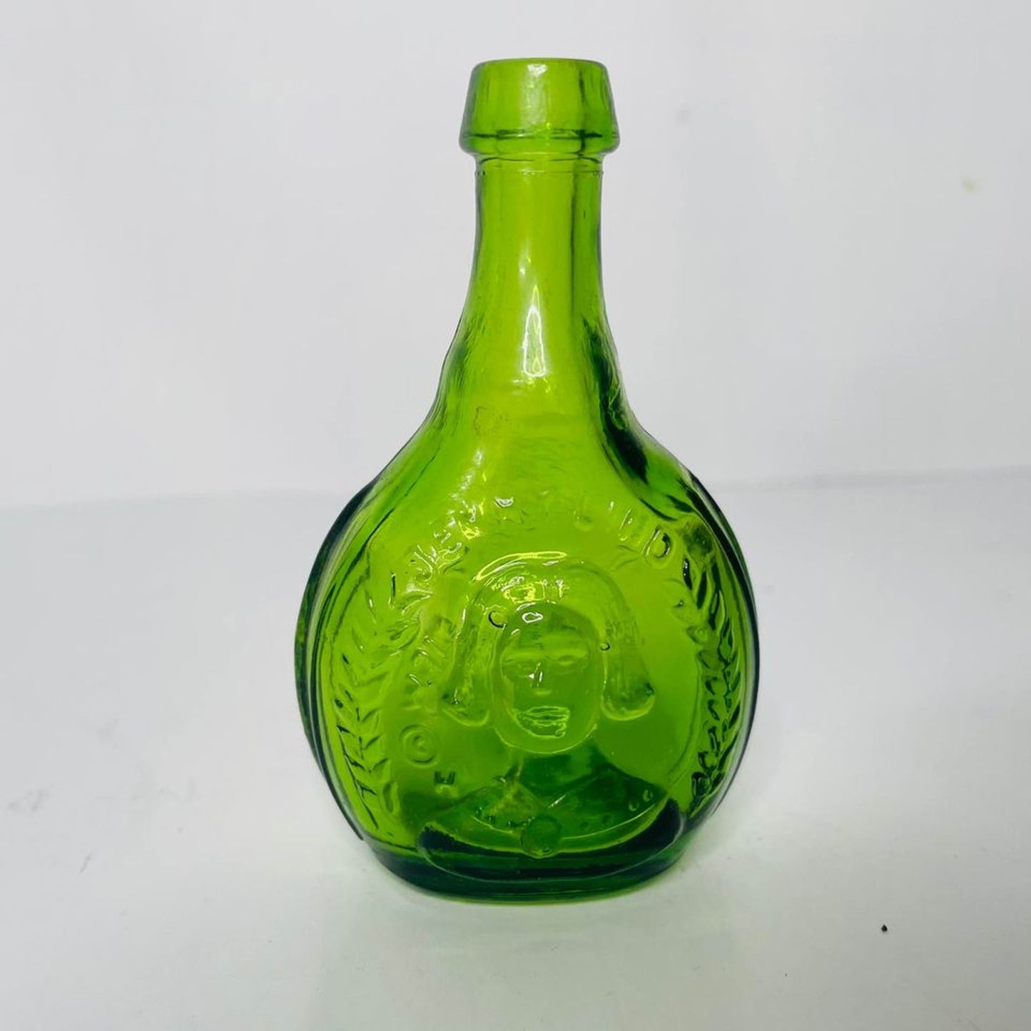 Beautiful Vintage Avocado Green Wheaton Glass Jenny Lind Swedish Nightingale