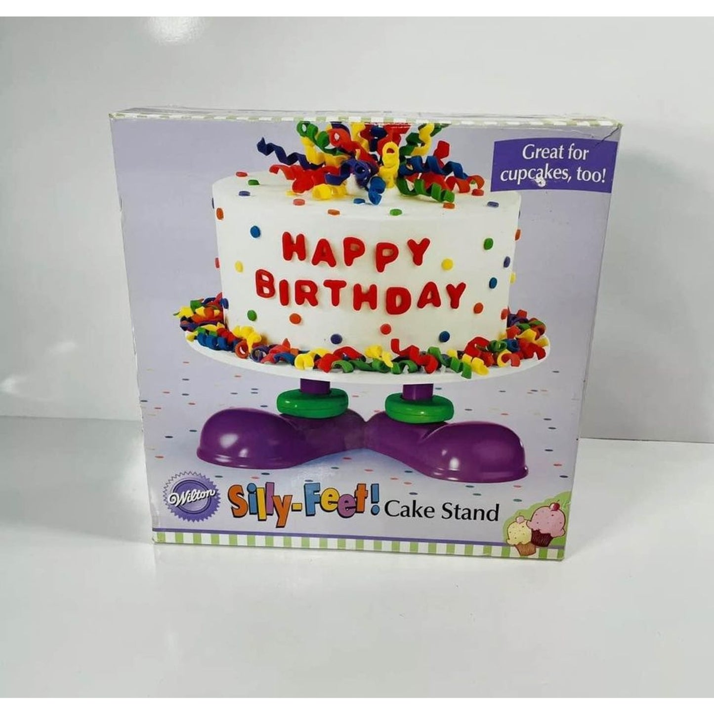 2007 WILTON SILLY FEET CAKE & CUPCAKE 10" WHITE PLATE PURPLE FEET HOLDER NIB