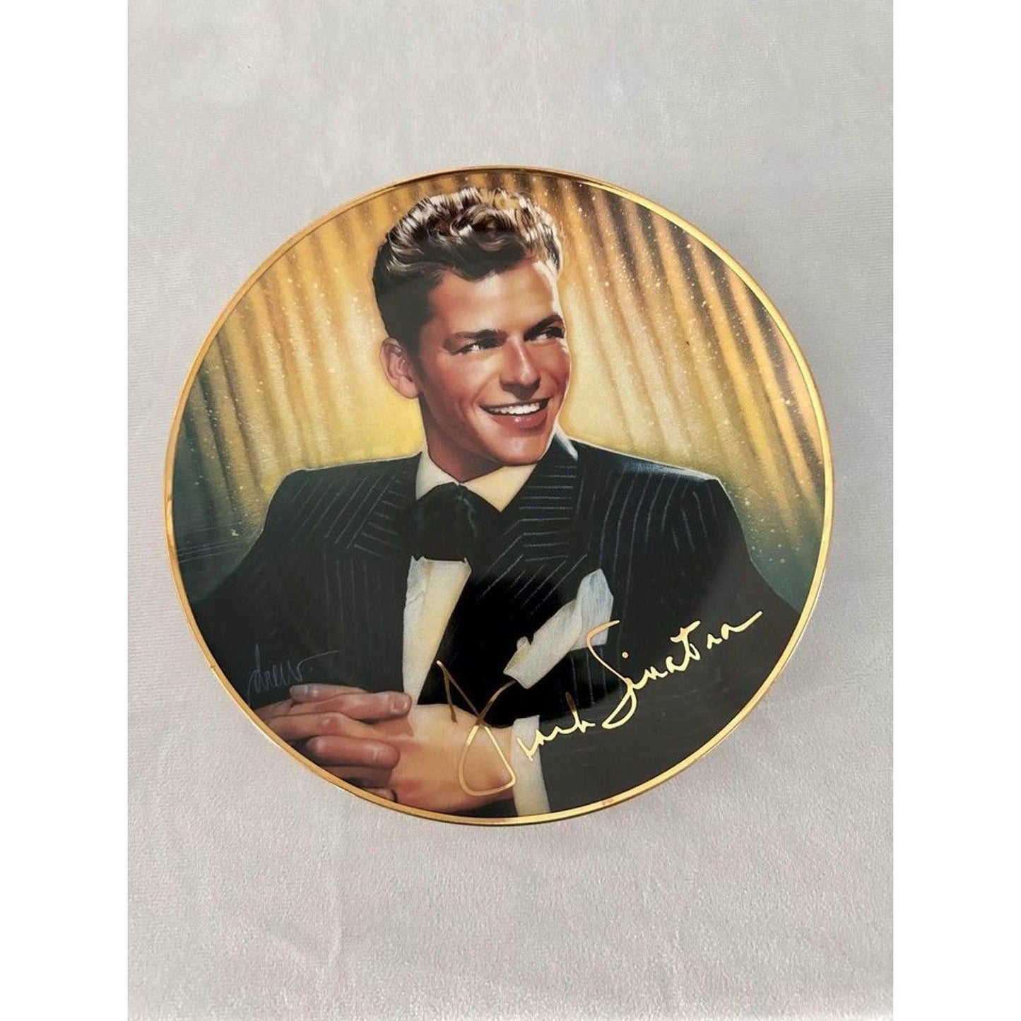 LOT OF 6 FRANK SINATRA FRANKLIN MINT LIMITED EDITION HEIRLOOM PORCELAIN PLATES