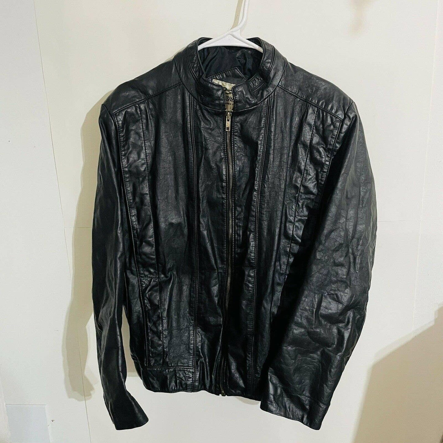 Vintage Berman’s Mens Black Leather Jacket Size 44-L