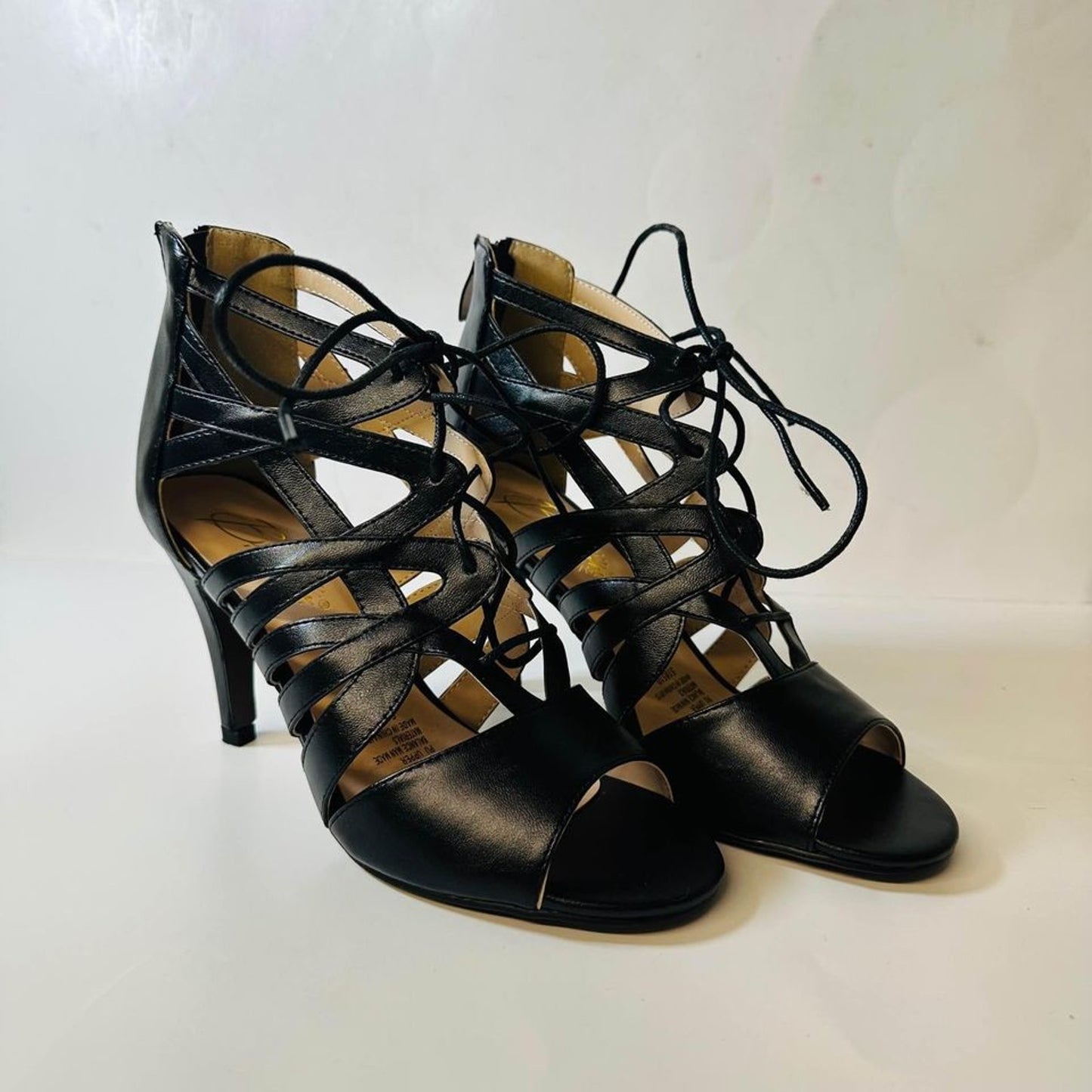 Beacon Women High Heels Size 8