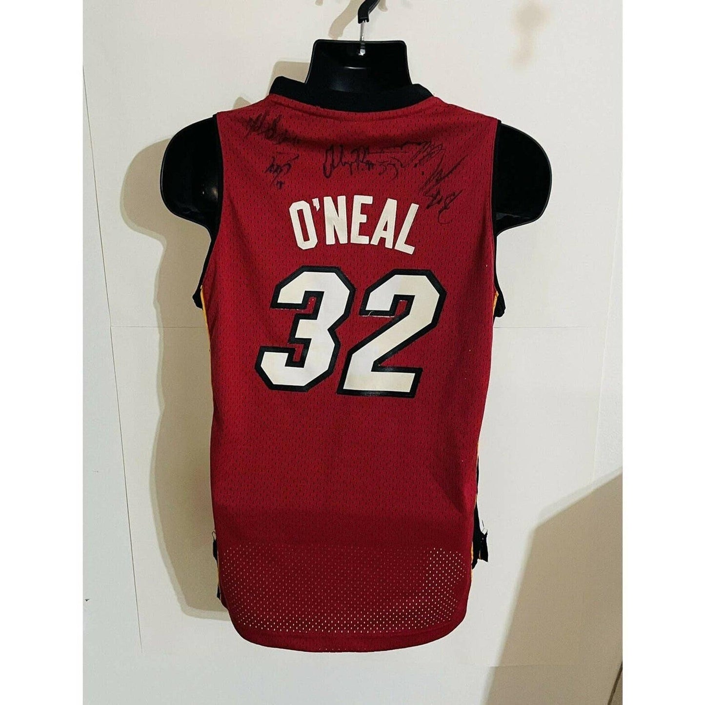 SHAQUILLE O'NEAL MIAMI HEAT JERSEY Signed With 5 Signatures MENS SIZE L