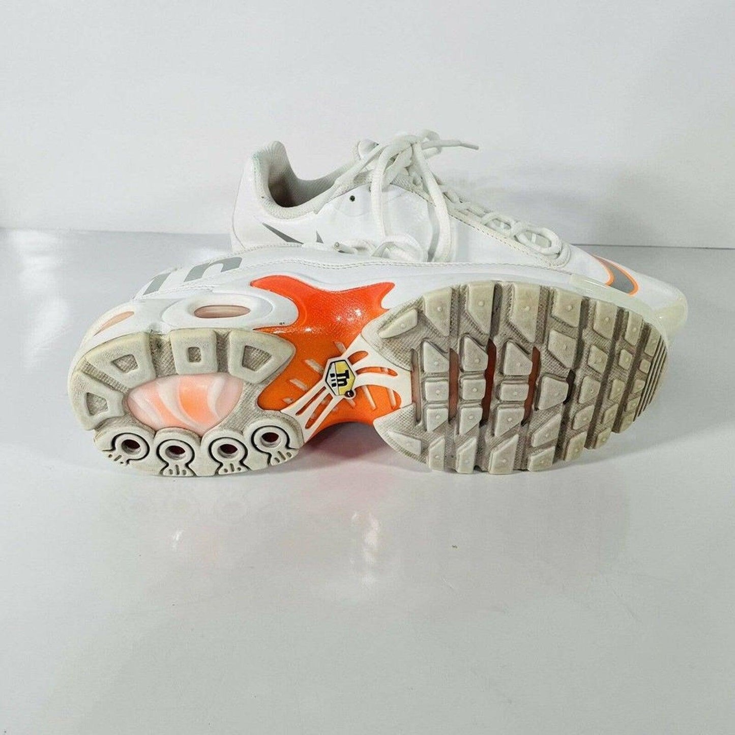 Nike Air Max Plus TN SE Big Logo White Silver Orange AR0005 100 7y