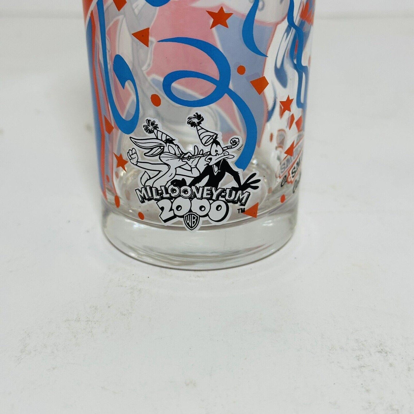 Vintage Bugs Bunny, Smucker’s Jelly Glass 2000 Mil