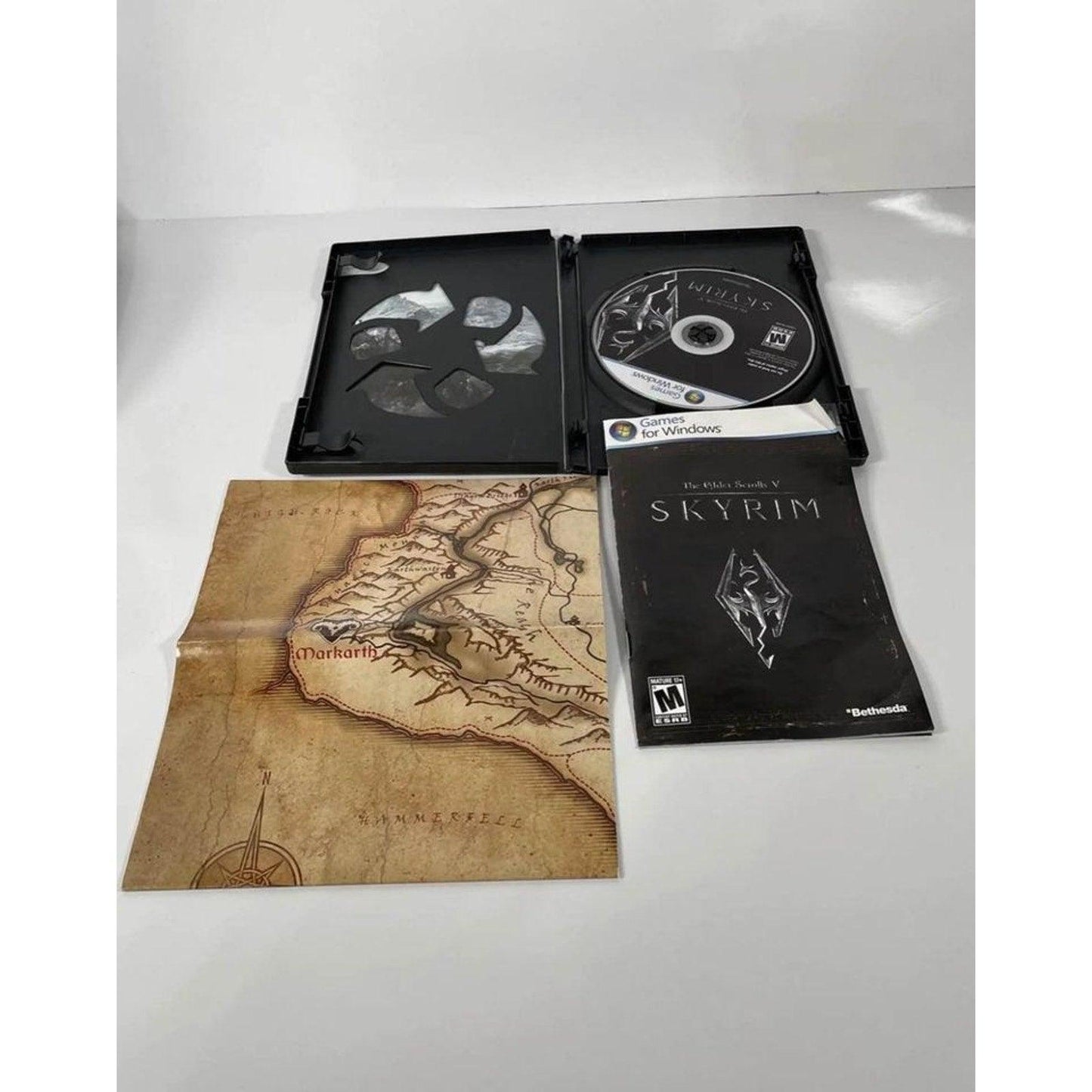 Elder Scrolls V: Skyrim (PC, 2011) With Manual